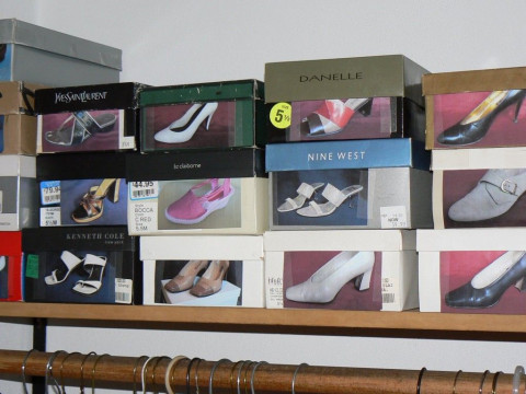 Visit StraightenUp! Organization and Home Staging