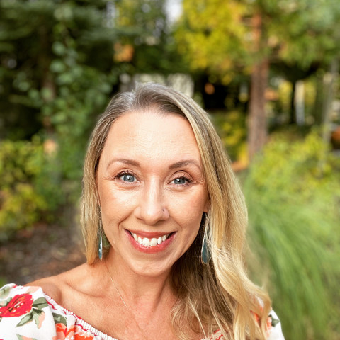 Visit Project Clutter - Kate Souza