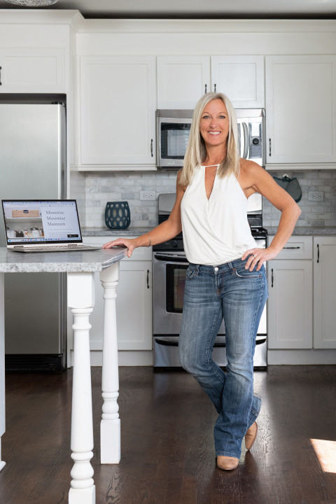 Visit Live Simple with Lala